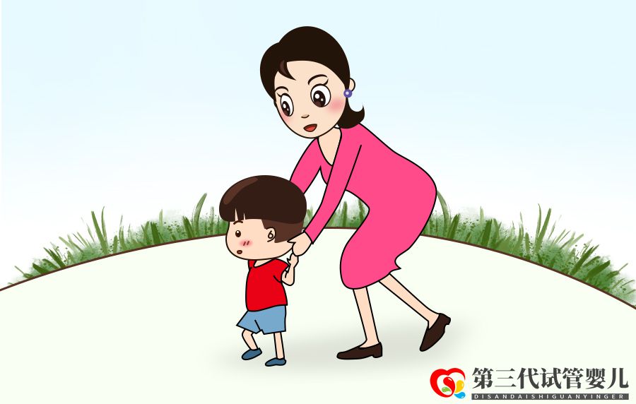 宝宝没有经历爬的阶段直接会走了,会有问题吗?(图1) 宝宝没有经历爬的阶段直接会走了,会有问题吗?(图1)