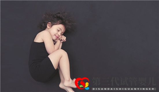 输卵管积水为什么会影响试管成功率(图2) 输卵管积水为什么会影响试管成功率(图2)