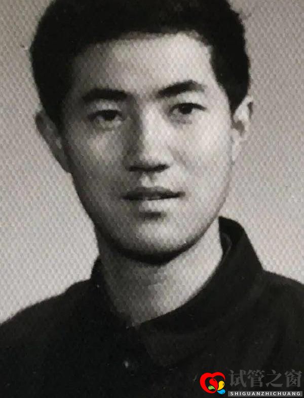 他是知名大导演,妻子为其3次试管取70颗卵子,今年近百岁成人生赢家(图11) 他是知名大导演,妻子为其3次试管取70颗卵子,今年近百岁成人生赢家(图11)