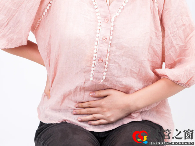 试管取卵对女性卵巢的危害大,术后出血千万别大意(图1) 试管取卵可能会导致卵巢出血