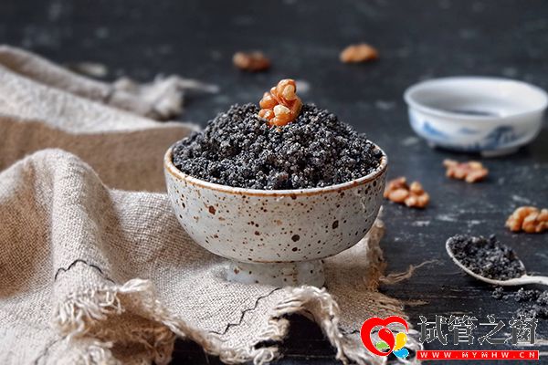 十大补脑食物排名来了,这3种食谱适合高三学生(图4) 核桃芝麻糊有健脑作用