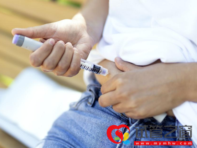 女人促排期间同房是大忌,不听劝小心使卵巢破裂或出血(图1) 促排期间不能同房