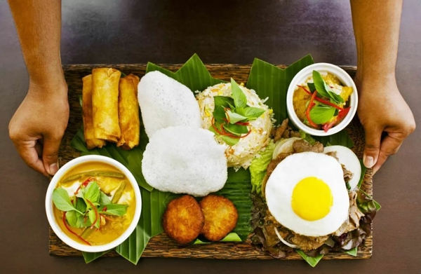 柬埔寨试管婴儿攻略(图10) 当地百姓以食米饭为主