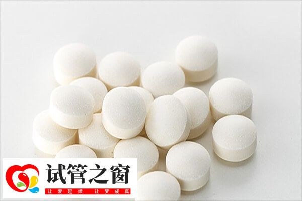 胚胎移植前要看情况服用叶酸